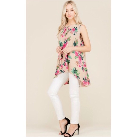 🆕 Tan Floral Tunic - Picture 2 of 5